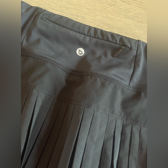 BALEAF Pleated Tennis Skirt Black - Picture 4 of 5